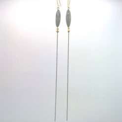 Longues boucles d'oreilles Bonbon Pimenté Cristal de Bohême gris clair + Fil d'Or laiton émaillé ton sur ton
