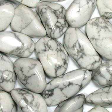 pierre polie de howlite pierre fine mineral naturel