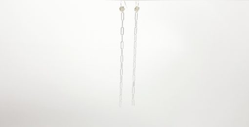 Boucles d'oreilles longues haut carré brillant beige